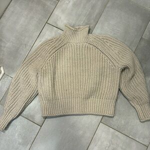 Turtle neck sweater